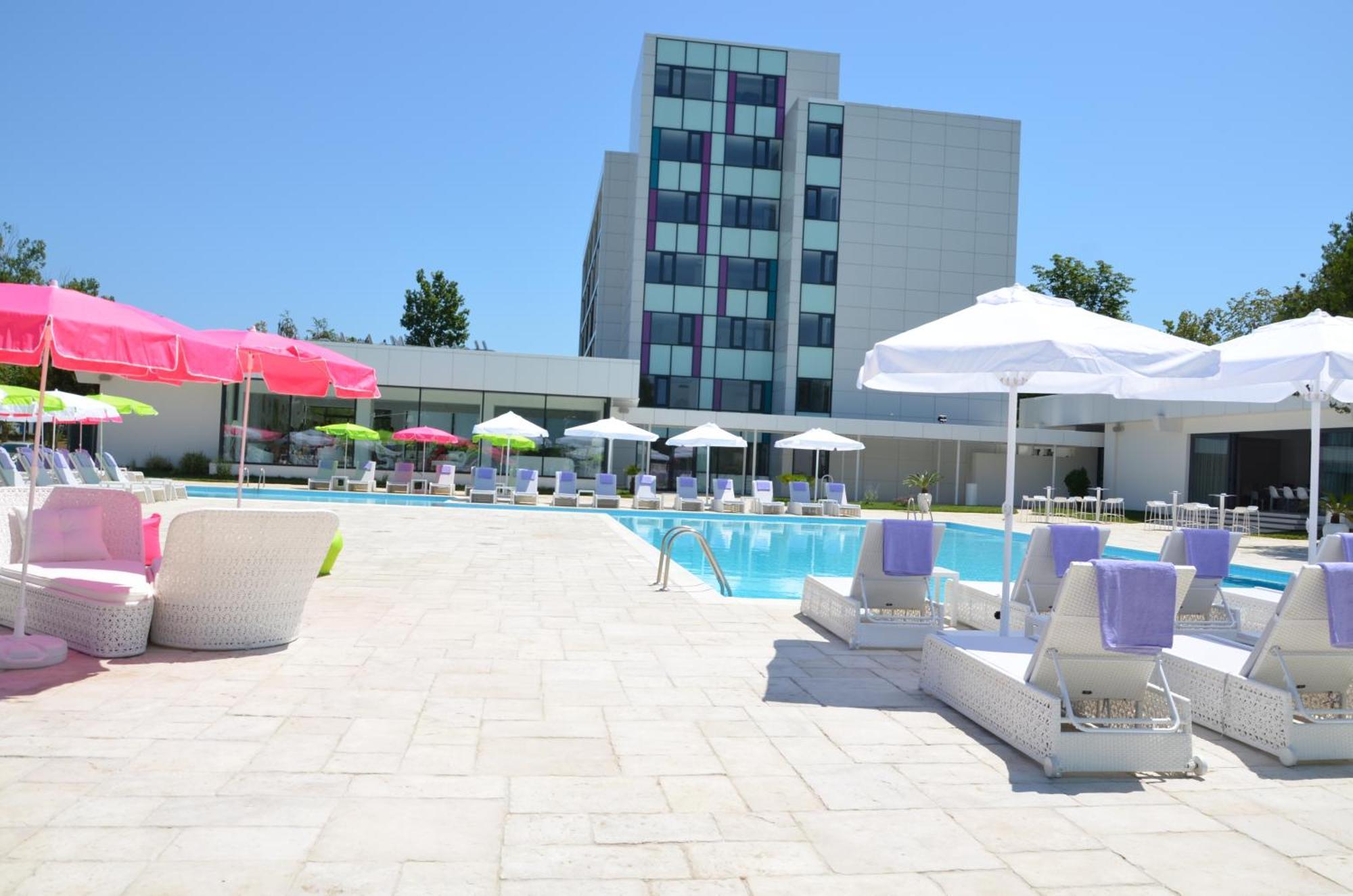 Hotel Melodia Venus Bagian luar foto