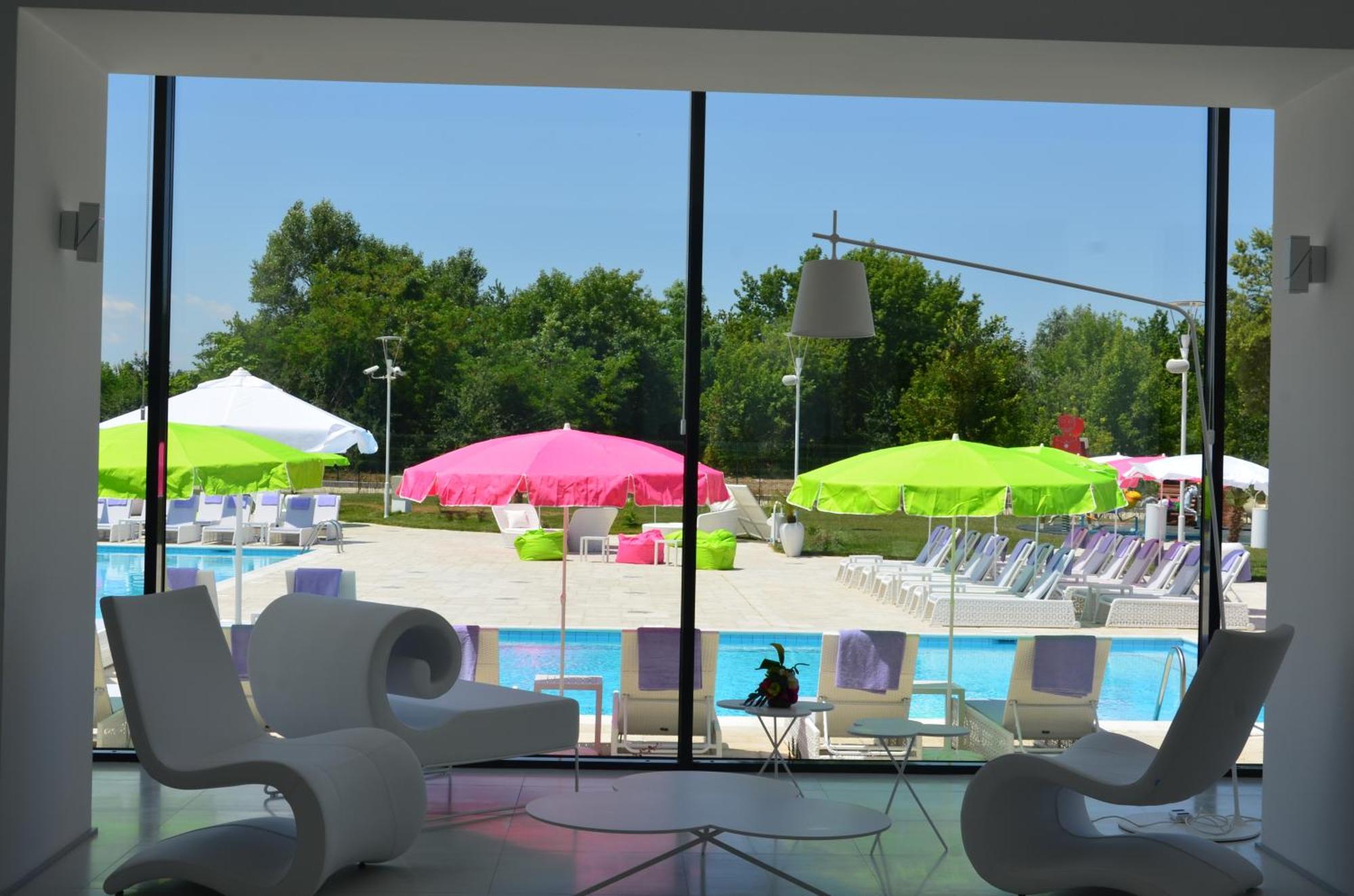 Hotel Melodia Venus Bagian luar foto
