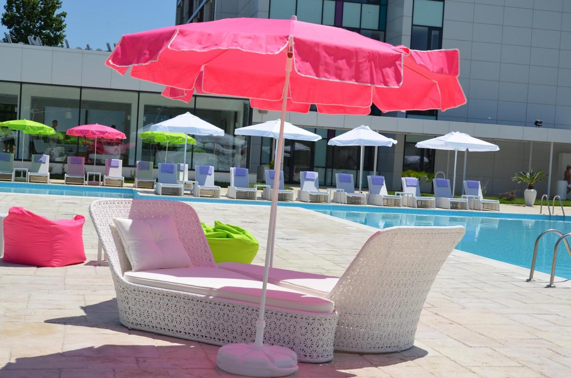 Hotel Melodia Venus Bagian luar foto