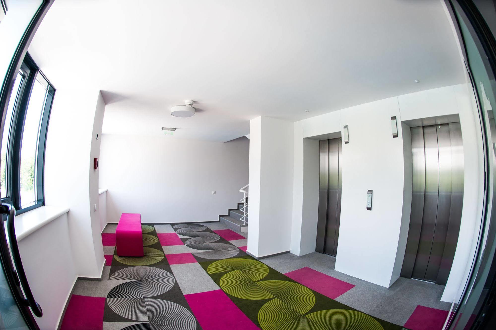 Hotel Melodia Venus Bagian luar foto