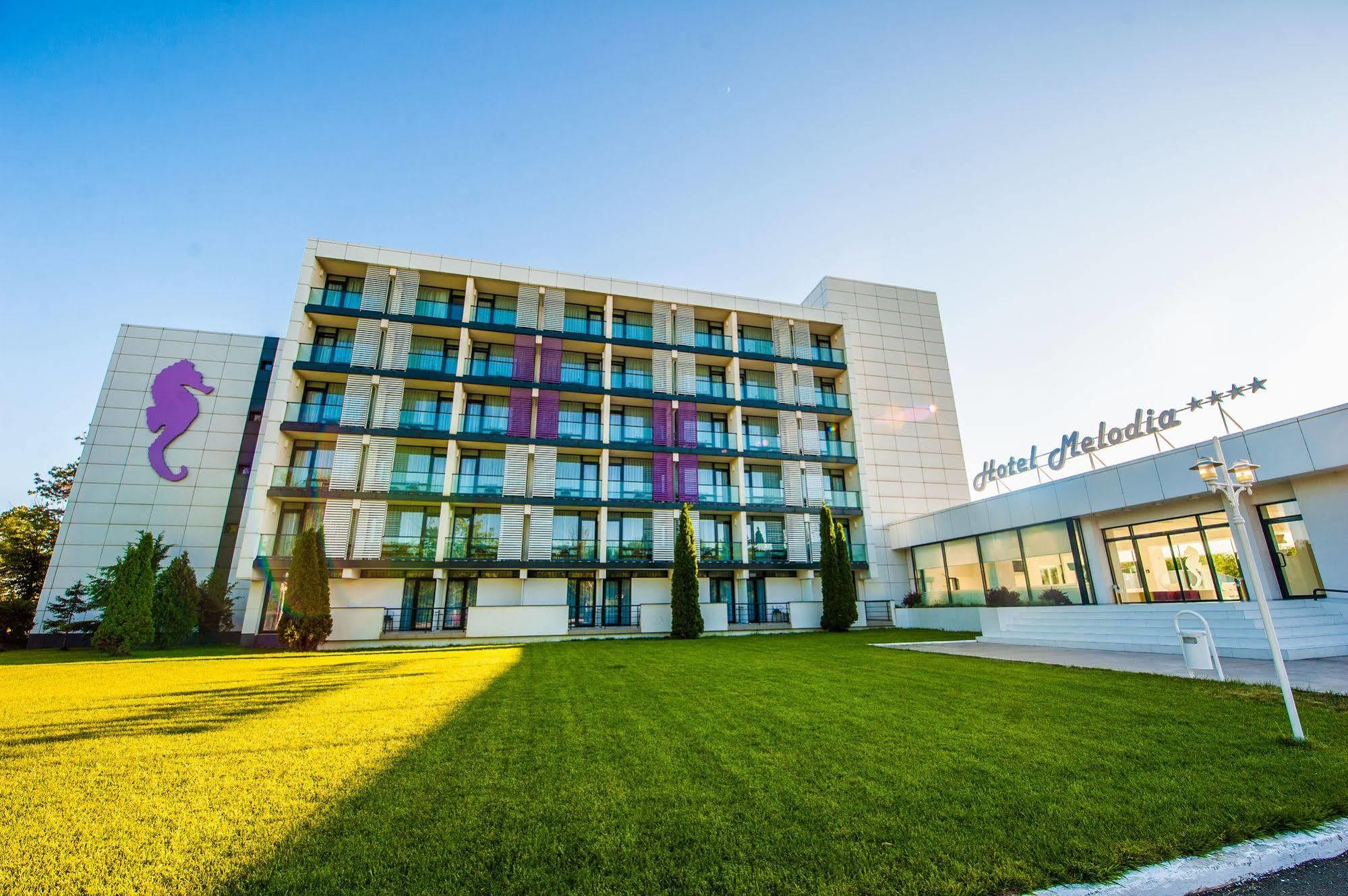 Hotel Melodia Venus Bagian luar foto